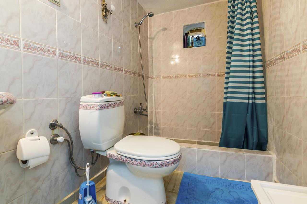 Hobbithousebademler Bed and Breakfast Urla Esterno foto